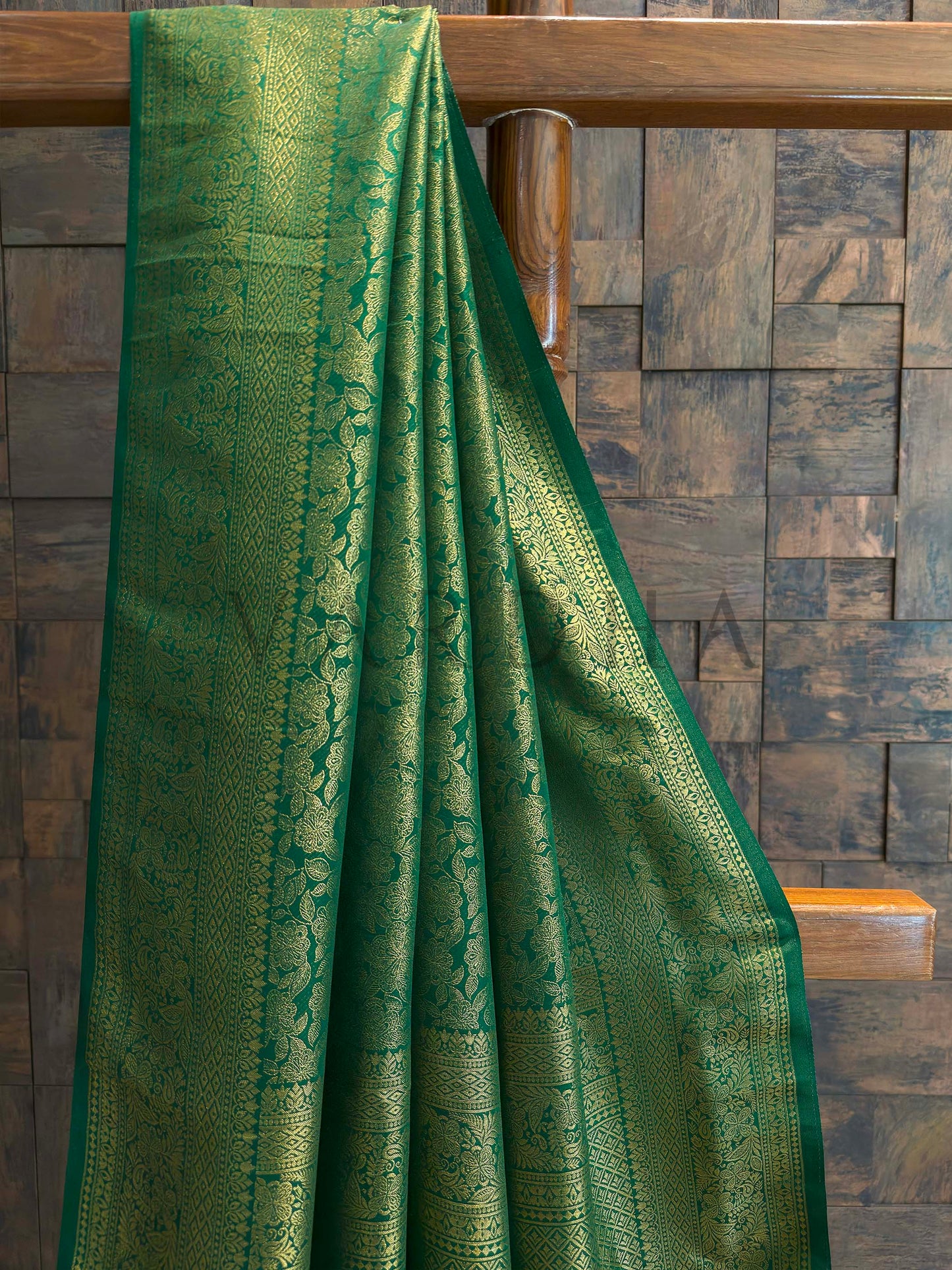 Emerald Green Kanjivaram Silk Saree with Gold Zari Weave