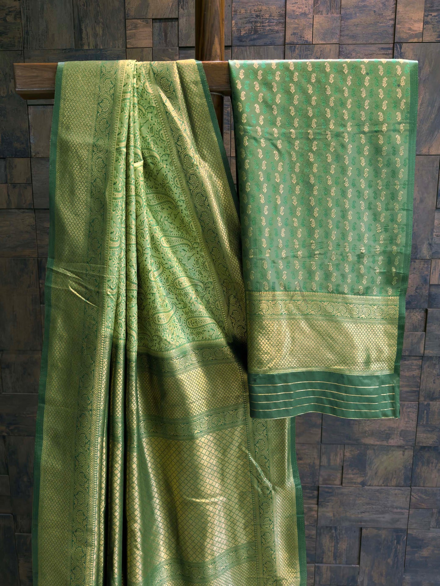 Emerald Green Tanchoi Satin Silk Saree with Zari Border