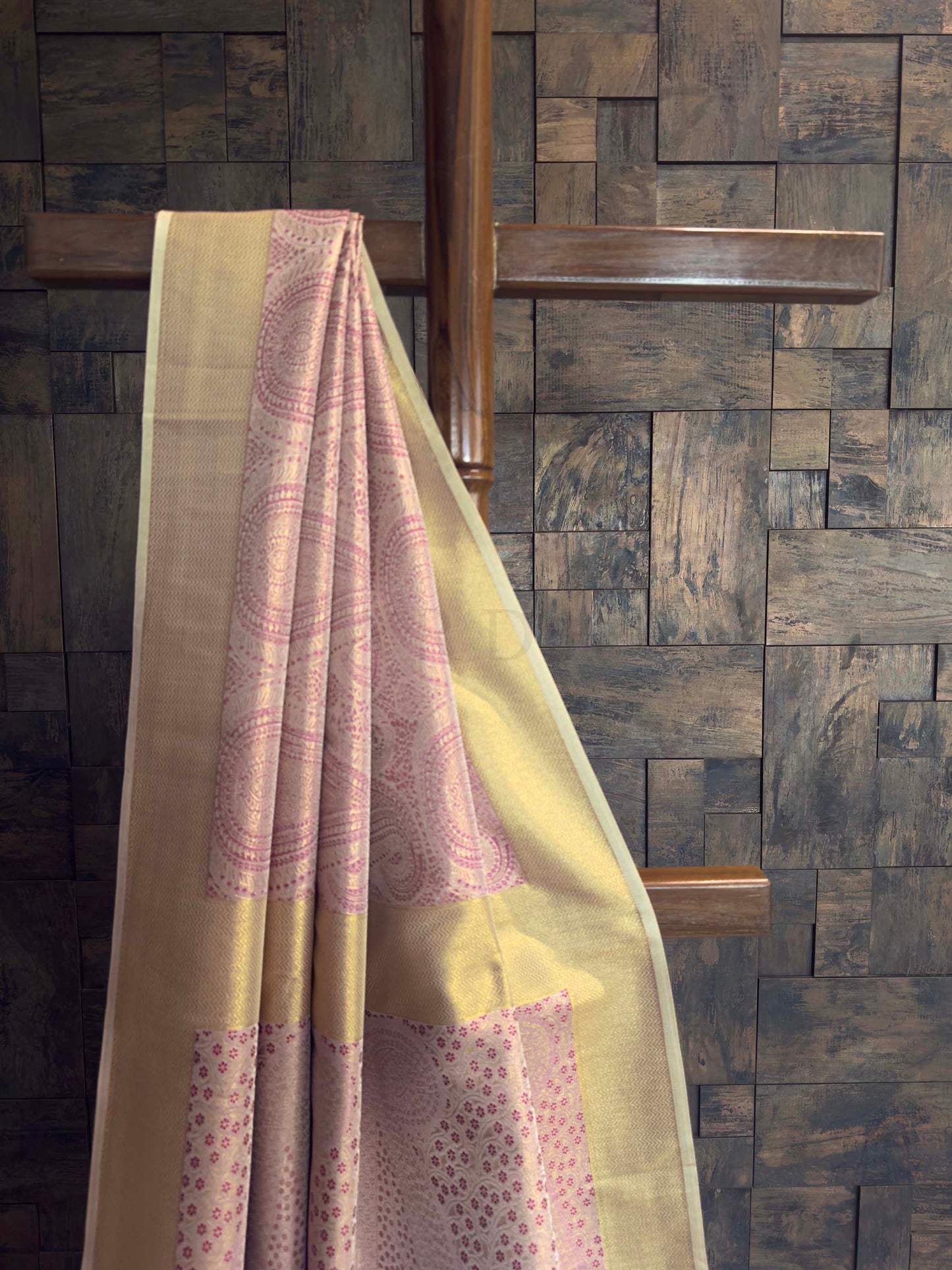 Wine Tissue Kanjivaram Silk Saree with Gold Zari Work